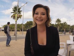 anna-freaked-out-sucking-dick-in-public